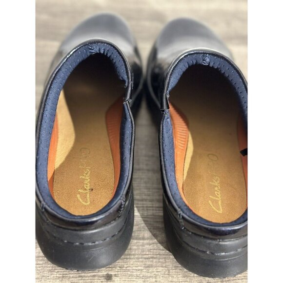 Clarks Women’s pro clog slip on resistant navy patent leather Sz 9 - Picture 5 of 12